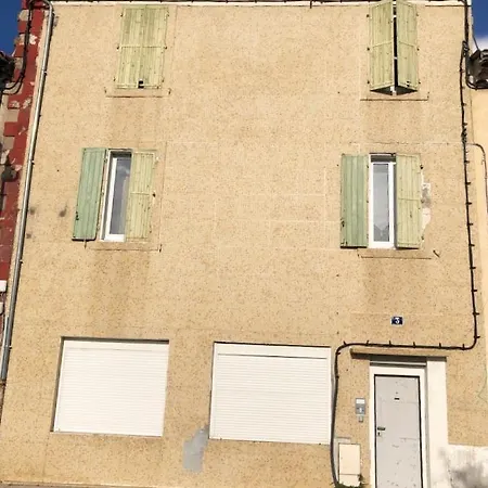 T2 Entièrement équipé Et Refait à Neuf à 10mn Alès Apartamento