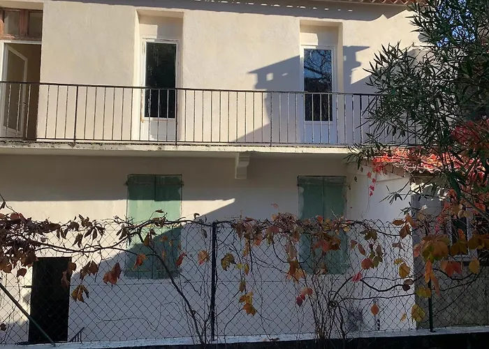 T2 Entièrement équipé Et Refait à Neuf à 10mn Alès Apartamento *